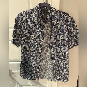H&M flower collard shirt